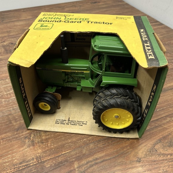 Ertl 1/16 John Deere Sound Gard 4440 Tractor Yellow top Box #542 1982 Diecast - Picture 1 of 15